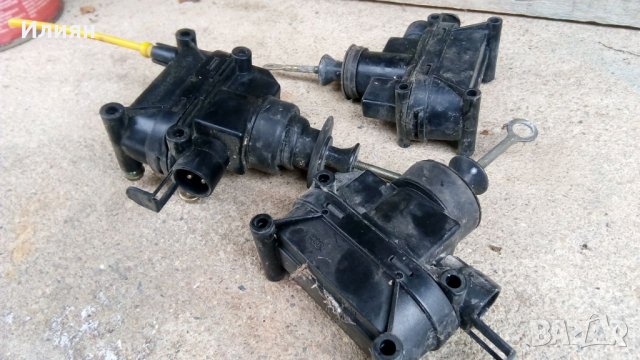 Вакум машинки врати за Мерцедес 124, снимка 2 - Части - 31572633