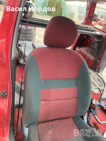 Предни Седалки за Ситроен Берлинго / Салон / Citroen Berlingo / Седалки, снимка 10 - Части - 51204473