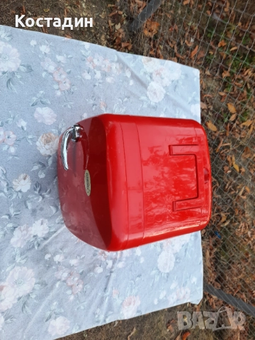 Мини хладилник EVERCOOL 12V и 220-240V , снимка 2 - Хладилни чанти - 52788458