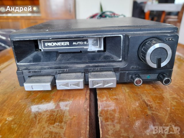 Стар касетофон за автомобил Pioneer, снимка 2 - Антикварни и старинни предмети - 39096335