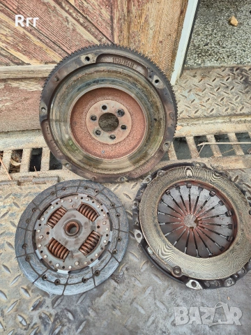 Твърд маховик със съединител 1.6 Hdi