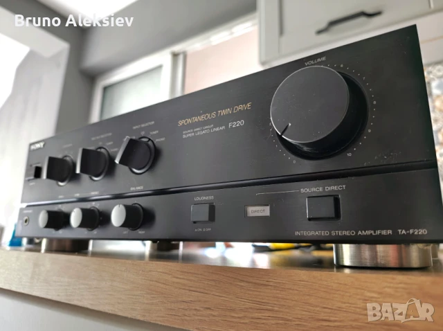 Усилвател Sony TA-F220
