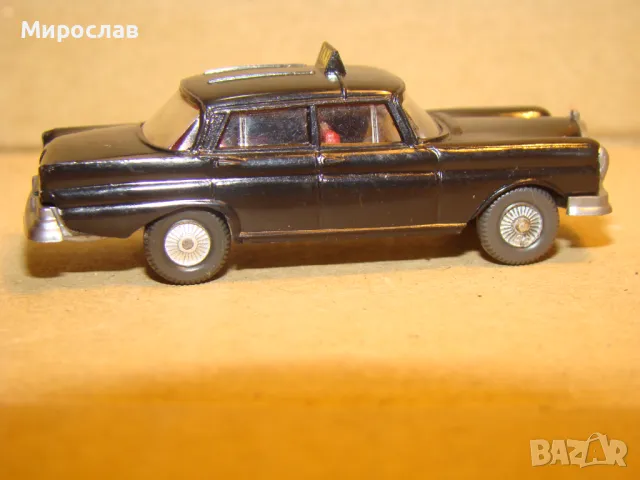 WIKING H0 1/87 MERCEDES BENZ TAXI ТАКСИ МОДЕЛ КОЛИЧКА, снимка 4 - Колекции - 48779204