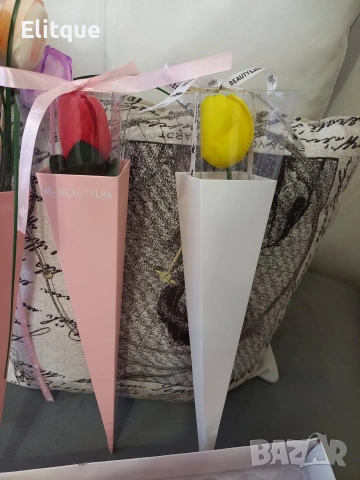 ръчно изработени лалета , снимка 2 - Изкуствени цветя - 53265175