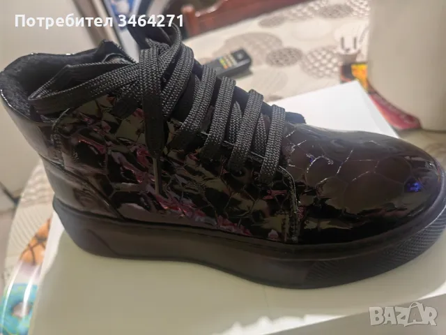 Продавам чисто нови български обувки, снимка 4 - Дамски ежедневни обувки - 49785978