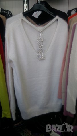 Блуза от мохер с ефектен гръб от камъни в черен и бял цвят, снимка 11 - Блузи с дълъг ръкав и пуловери - 31181346