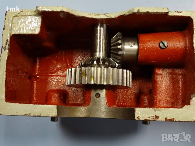 Приспособление делително за фреза TOS, снимка 10 - Резервни части за машини - 31346622