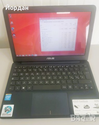Лаптоп Asus x205ta EeeBook, снимка 4 - Лаптопи за дома - 42538732