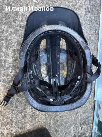 Велосипедна каска , снимка 3 - Аксесоари за велосипеди - 51276785