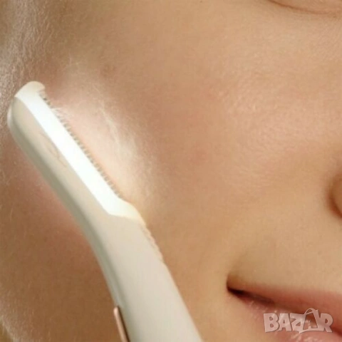 Мини тример за ексфолиране, освежаване и почистване на кожата на лицето, снимка 2 - Тримери - 53043003