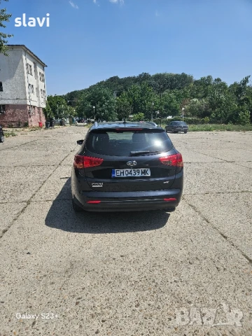 Kia Cee'd 1.6 CRDi 110к.с , снимка 9 - Автомобили и джипове - 51273590