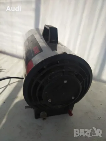 Продавам 3 броя газови калорифера Всеки  има техническа  забележка.  Попвавимо е!!! Внос от Германия, снимка 2 - Отоплителни печки - 49254942