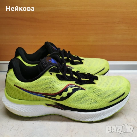 Saucony Triumph 19 маратонки за бягане 43, снимка 2 - Маратонки - 53936712