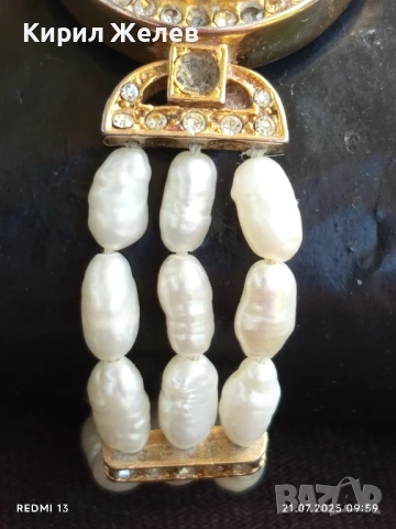 Дамски часовник Savelia Quartz красив стилен дизайн кристали,седеф 50238, снимка 4 - Дамски - 51088261