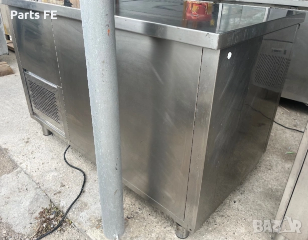 Хладилна маса шкаф професионална profesionalna hladilna masa shkaf кухненско оборудване, снимка 4 - Обзавеждане на кухня - 54046457