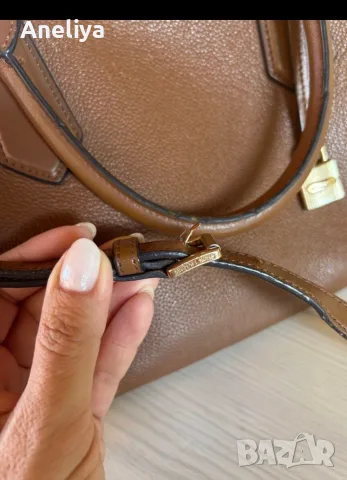 Оригинална дамска чанта Michael Kors Mercer Satchel, снимка 3 - Чанти - 56079070