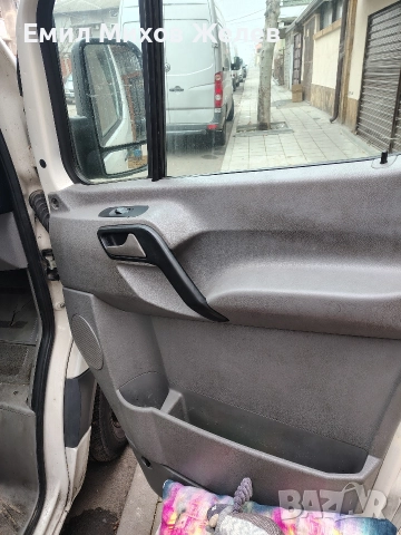 VW Crafter 2.5 TDI, снимка 8 - Бусове и автобуси - 52833443