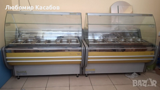 Продавам хладилна и топла витирина заедно