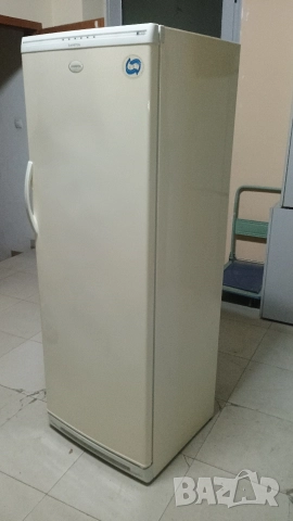 Голям фризер Аriston A class, снимка 4 - Хладилници - 52982756