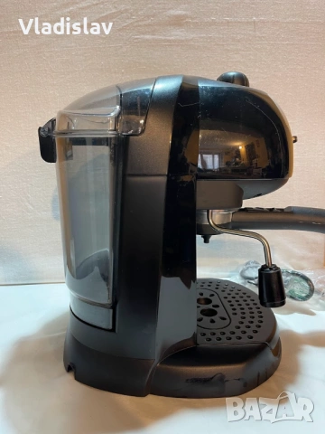 Кафемашина DeLonghi EC201 – НОВА, снимка 3 - Кафемашини - 53928881