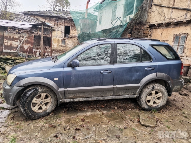 Kia Sorento дизел, 2003, снимка 3 - Автомобили и джипове - 52468746