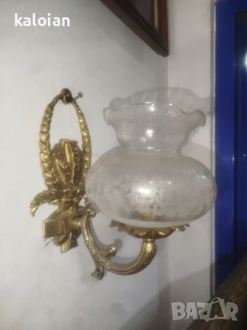 Месингови стари столици викториански стил. Пълен оригинал с фини стъклени гравирани абажури. Размери, снимка 5 - Антикварни и старинни предмети - 51285859