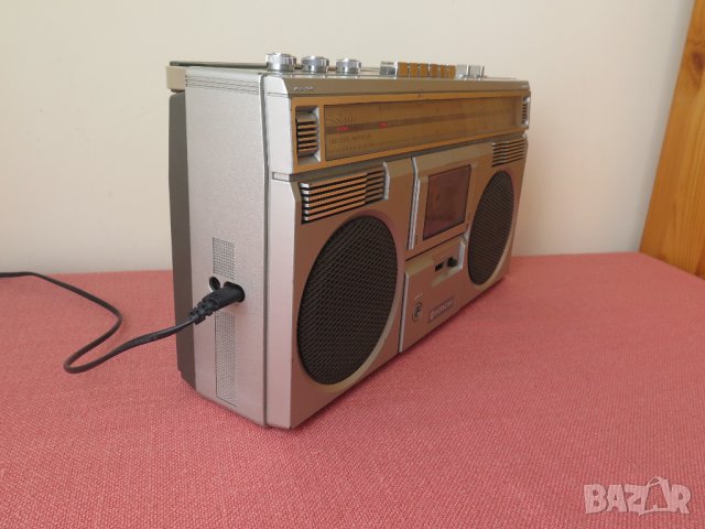 Vintage HITACHI TRK-7400E, снимка 9 - Радиокасетофони, транзистори - 36700807
