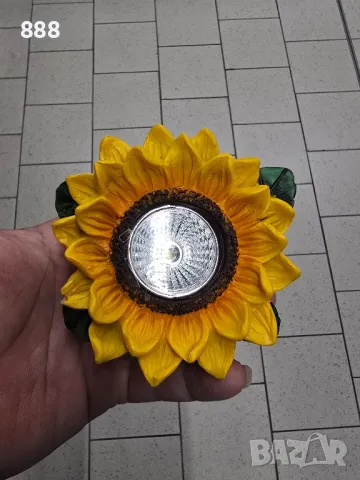 соларни лампи градински , снимка 2 - Соларни лампи - 50194984