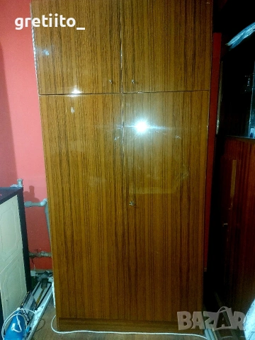Двукрилен гардероб, снимка 2 - Гардероби - 53293852