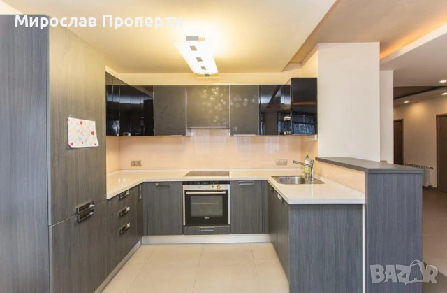 Продаваме 3-Стаен Апартамент В Гео Милев, снимка 8 - Апартаменти - 53040913