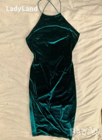 Кадифена рокля с гол гръб , снимка 2 - Рокли - 48126411