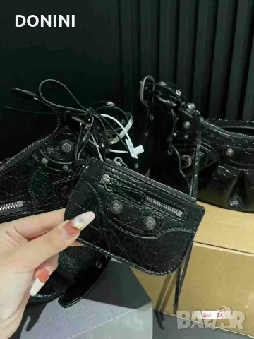 Balenciaga Дамска чанта, кожа, снимка 3 - Чанти - 56079843