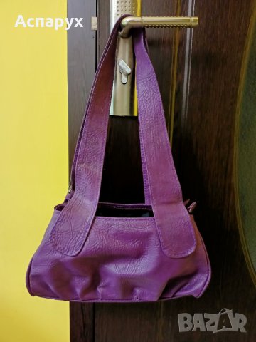 Кокетна лилава дамска чанта, снимка 2 - Чанти - 40799099