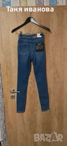 Guess xs-дамски дънки, снимка 4 - Дънки - 52286551