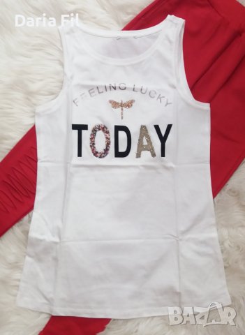 УНИКАЛЕН бял топ с релефна щампа, снимка 1