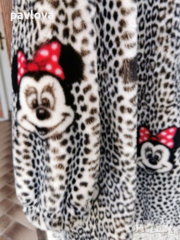 марка Disney  НОВО палто, снимка 2 - Палта, манта - 42746608