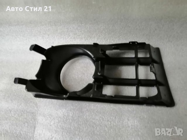 Голф 5 Vw Golf V Решетки в броня решетка халоген, снимка 4 - Части - 34402051
