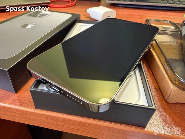 iPhone 13 Pro Max 512 GB Graphite, снимка 4 - Apple iPhone - 53102610