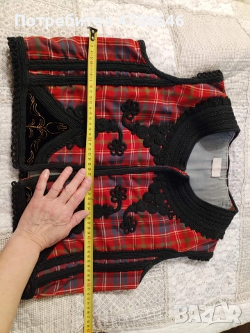 Български народни носии Елеци, снимка 6 - Антикварни и старинни предмети - 54082075