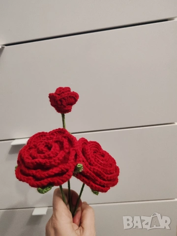 Ръчно плетени цветя, саксии и подаръчни кутии, снимка 7 - Декорация за дома - 54053635