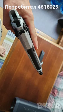 Въздушен пистолет Umarex Beretta m9a4 co2, снимка 5 - Въздушно оръжие - 55825458