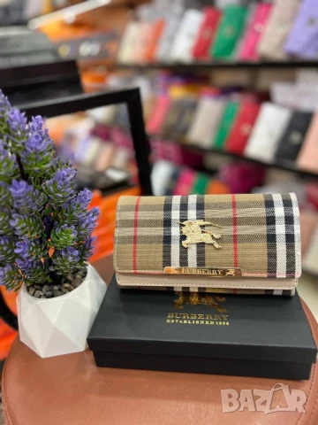 портмонета в кутия burberry , снимка 4 - Портфейли, портмонета - 51117359