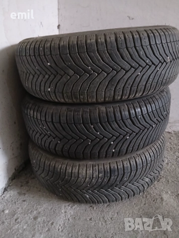 продавам гуми Michelin всесезонни за джип 215x 65Rx16 dot 0321
