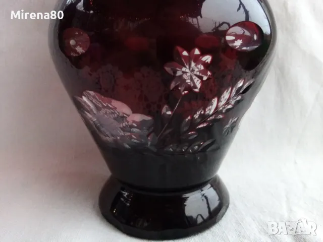 Ваза червен кристал, снимка 3 - Вази - 48349636