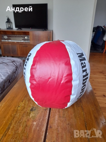 Стара надуваема топка Marlboro, снимка 2 - Други ценни предмети - 51657864