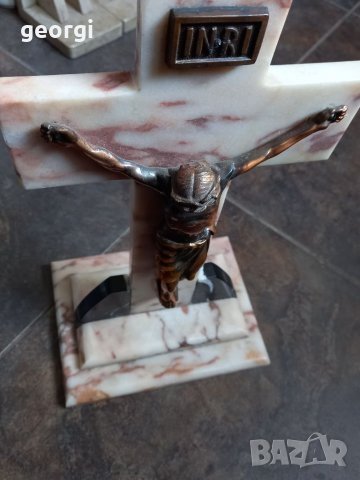 Мраморен кръст с бронзова статуя на Исус , снимка 3 - Декорация за дома - 38448190