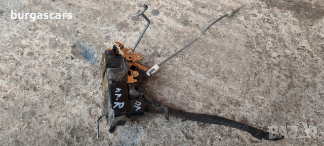 Брава предна дясна врата Chrysler PT Cruiser , снимка 2 - Части - 53097558