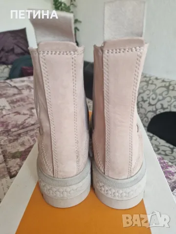 Timberland , снимка 2 - Дамски боти - 48724832