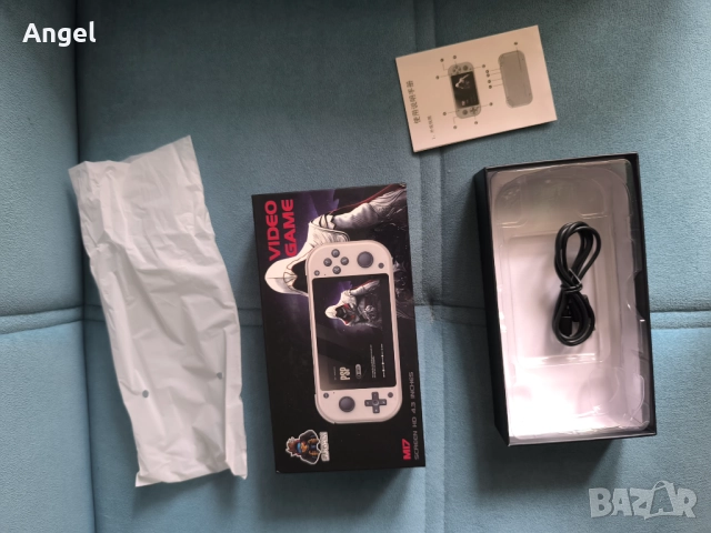 M17 console, снимка 2 - Други игри и конзоли - 52446764