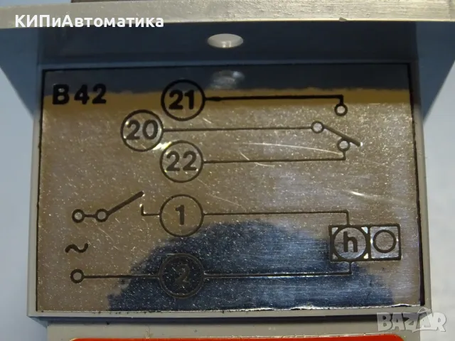 електромеханичен брояч на време Kubler HVa 15.31 electromechanical time couter, снимка 4 - Резервни части за машини - 48546123
